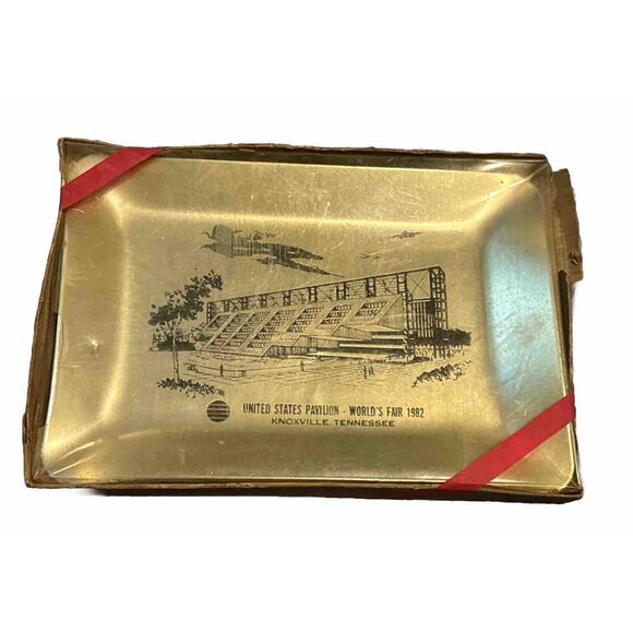 1982 World's Fair Knoxville Tennessee Metal Tray United States Pavilion Trinket - Picture 2 of 4